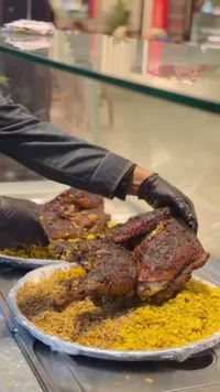 وجبة مشاوي شرقية - لحم مشوي مع أرز