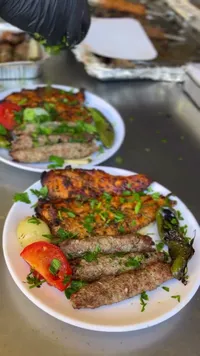 وجبة مشاوي مشكلة - كباب وشيش طاووق