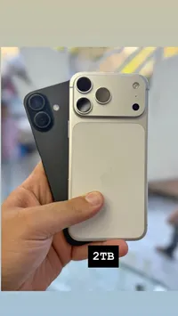 غطاء حماية خلفي لهاتف آيفون بتصميم الكاميرا (Apple)