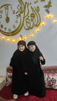 ثوب صلاة فتيات أسود