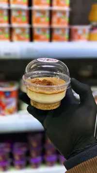 حلى اللوتس في كوب