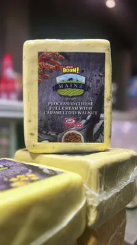 جبنة مطبوخة كاملة الدسم بالجوز المكرمل - ماينز (Mainz)