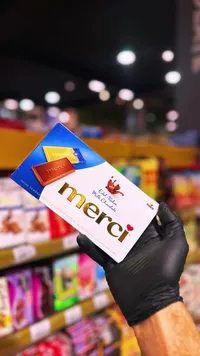 شوكولاتة بالحليب - ميرسي (Merci)