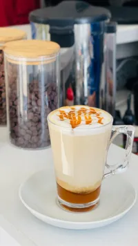 مشروب كراميل ماكياتو