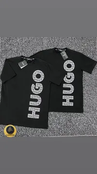 تيشيرت رجالي أسود بطبعة هوغو - بوس (Hugo Boss)