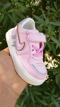 حذاء رياضي للأطفال - نايكي (Nike)