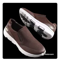 حذاء رياضي شبابي مريح - سكيتشرز (Skechers)