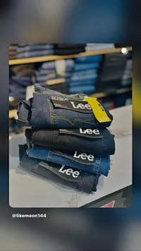 بنطال جينز رجالي بقصة مريحة - لي (Lee)