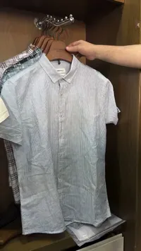 قميص رجالي مخطط بأكمام قصيرة - كيب أوت (Keep Out)