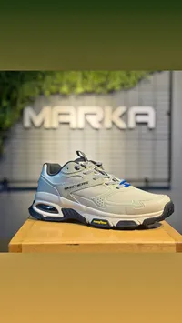 حذاء رياضي - سكيتشرز (Skechers)