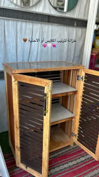 خزانة لترتيب الملابس أو الأحذية