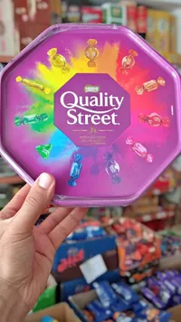 حلويات كواليتي ستريت - نستله (Quality Street)