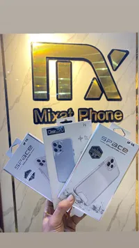 حافظة هاتف iPhone 16 شفافة من SPACE