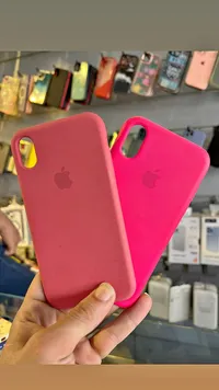 غطاء حماية سيليكون لهاتف آيفون (Apple)