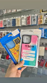 كفر حماية للهاتف بتصميم عصري - كيسيتيفاي (Casetify)