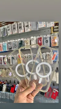 جراب حماية شفاف مع ماج سيف (MagSafe)