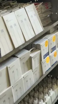 شاحن آيفون أصلي بمنفذ USB-C