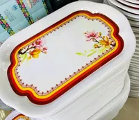 طبق تقديم مستطيل بتصميم زهور