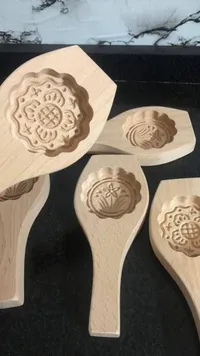 قوالب خشبية لنقش المعمول والكعك