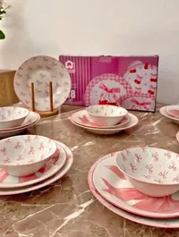 طقم أطباق وأواني طعام بتصميم الكرز والفيونكات