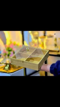 صندوق تنظيم خشبي بأربع حجرات
