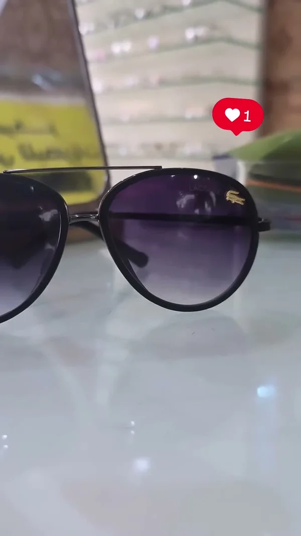 نظارة شمسية كلاسيكية - لاكوست (Lacoste) - خدمات صحية - سوق غزة