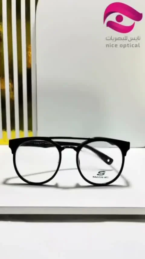 نظارة طبية بإطار أسود - سكيتشرز (Skechers) - خدمات صحية - سوق غزة
