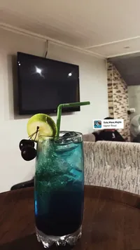 موهيتو أزرق منعش