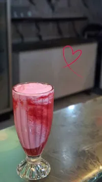 عصير فراولة بالثلج