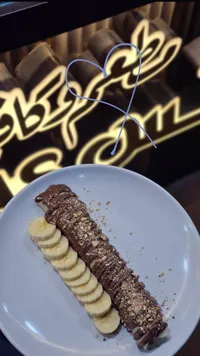 رول الشوكولاتة بالموز