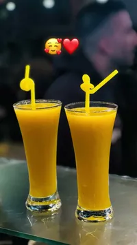 عصير برتقال طازج