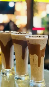 ميلك شيك الشوكولاتة المنعش