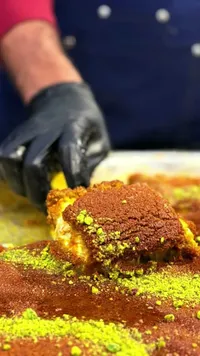 كنافة نابلسية بالجبنة والفستق الحلبي