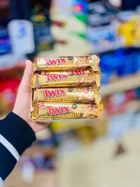 أصابع ويفر رولز بالشوكولاتة - تويكس (Twix)