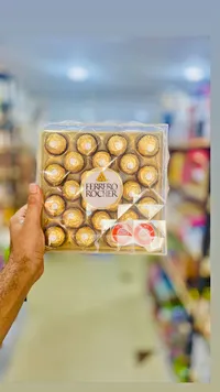 شوكولاتة فيريرو روشيه (Ferrero Rocher)