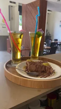 كيك الشوكولاتة بالفستق
