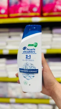 شامبو وبلسم 2 في 1 للعناية الكلاسيكية - هيد آند شولدرز (Head & Shoulders)
