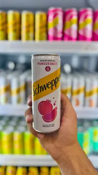 مشروب غازي بالرمان - شويبس (Schweppes)
