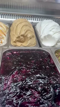 جيلاتي وبوظة إيطالية متنوعة