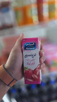 حليب بنكهة الفراولة - تريتس من المراعي (Almarai)