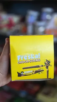 أصابع ويفر مغطاة بالشوكولاتة - فريسكا (Freska)