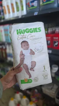 حفاضات إكسترا كير للأطفال مقاس 1 - هاغيز (Huggies)