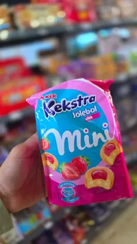 كيك ميني بحشوة الجيلي بالفراولة - أولكر (Ulker)