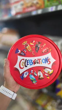علبة شوكولاتة مشكلة - سيليبريشنز (Celebrations)