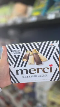 تشكيلة شوكولاتة بلاك آند وايت - ميرسي (Merci)