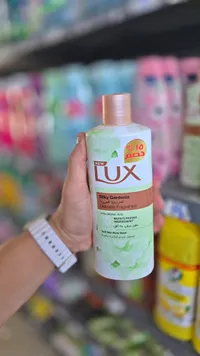 غسول جسم سيلكي غاردينيا - لوكس (Lux)