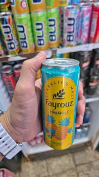 مشروب شعير غازي بنكهة الأناناس - فيروز (Fayrouz)