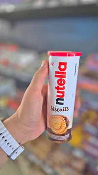 بسكويت محشو بكريمة نوتيلا - فيريرو (Ferrero)
