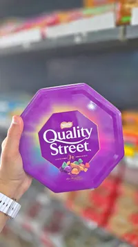 علبة شوكولاتة مشكلة - كواليتي ستريت من نستله (Nestle)