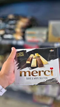 تشكيلة شوكولاتة بلاك آند وايت - ميرسي (Merci)